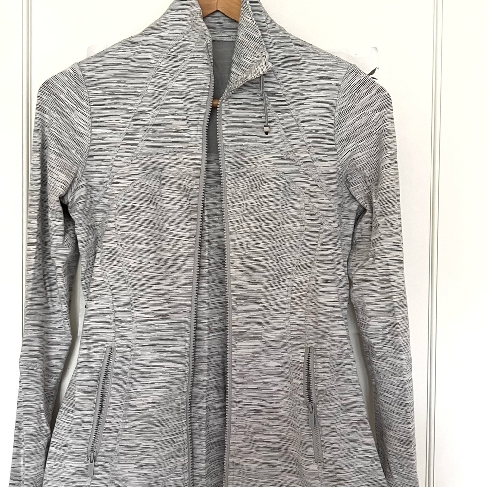 Lululemon Define Jacket - Picture 6 of 8